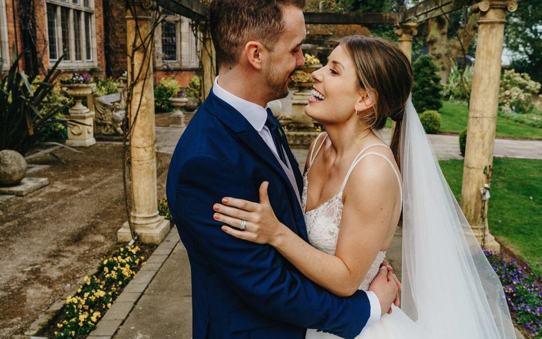 INDIE LOVE PHOTOGRAPHY_ MOXHULL HALL_M+R-47 - image INDIE-LOVE-PHOTOGRAPHY_-MOXHULL-HALL_MR-47-e1557302788377-152323_1080x675 on http://indielove.co.uk
