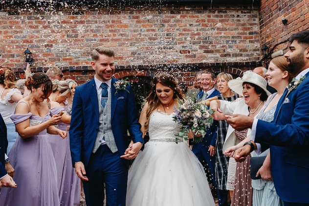 Confetti throw at Blakelands Country House