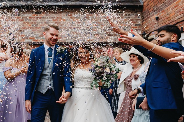 Confetti throw at Blakelands Country House
